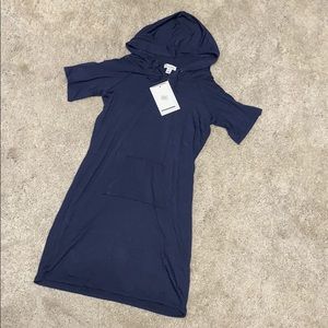 Girls M shirt dress with hood